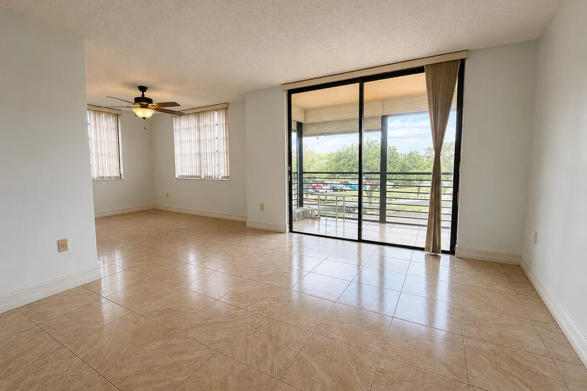 1000 Colony Point Cir #315, Pembroke Pines: photo 1 of 11