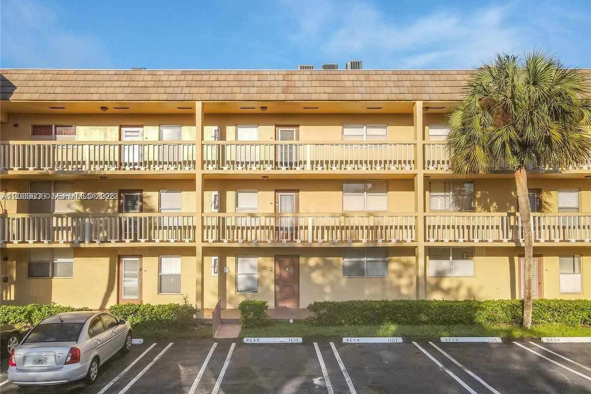 7561 NW 1st St #204, Margate: photo 1 of 31
