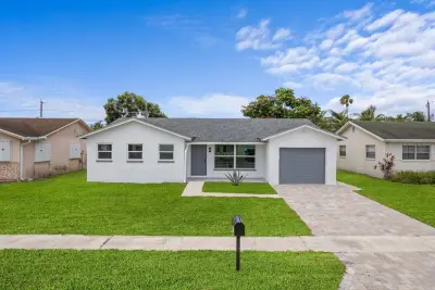 22171 SW 62nd Ave, Boca Raton: photo 1 of 41