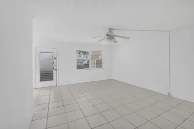 200 Normandy, Delray Beach: photo 1 of 52