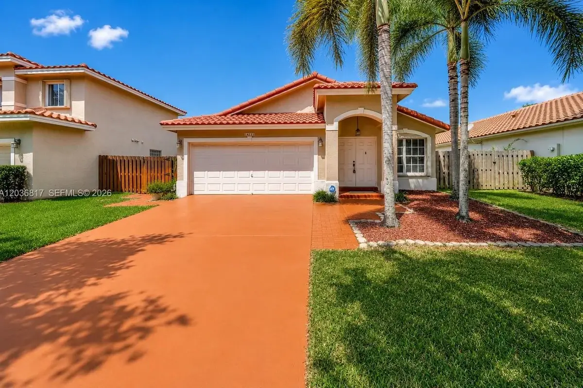 14721 Vista Verdi Rd, Davie: photo 1 of 10