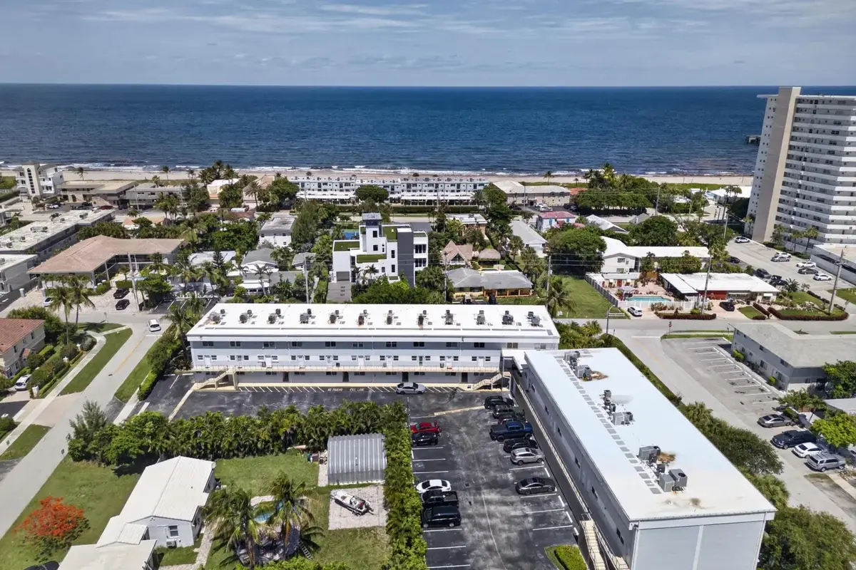 505 NE 20th Ave #209, Deerfield Beach: photo 1 of 35