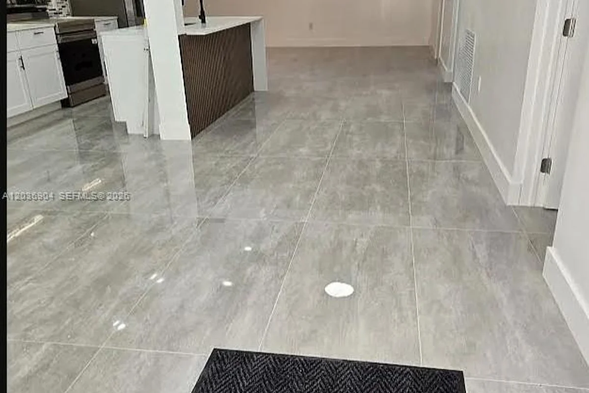 13240 NE 4 Ave #1, North Miami: photo 1 of 12