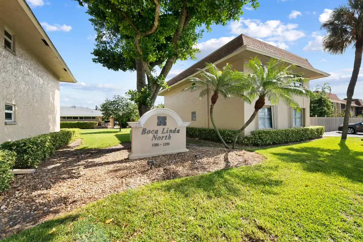 1231 NW 13th St #470f, Boca Raton: photo 1 of 36