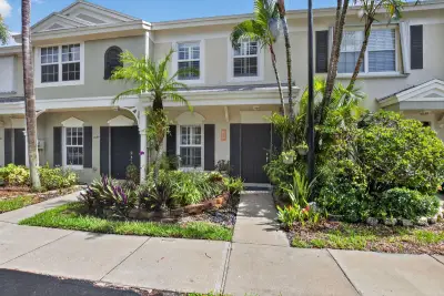 1041 Kokomo Key Ln, Delray Beach: photo 1 of 42