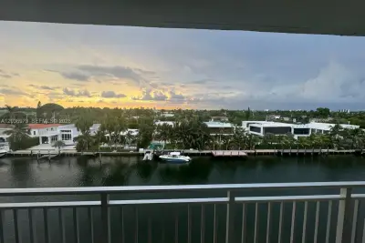 9500 W Bay Harbor Dr #6C, Bay Harbor Islands: photo 1 of 12
