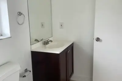1990 SW 9th St #1-2, Fort Lauderdale: photo 1 of 19