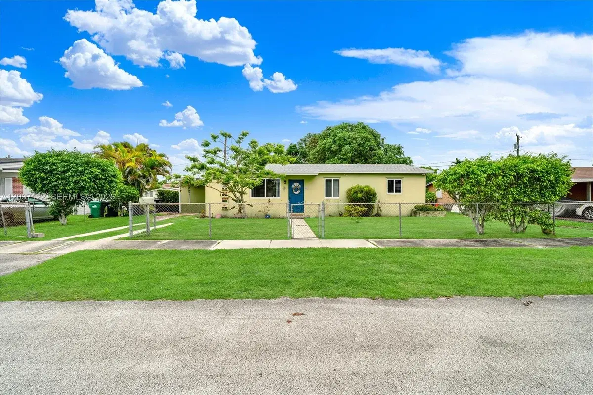 14611 SW 103rd Ct, Miami: photo 1 of 30