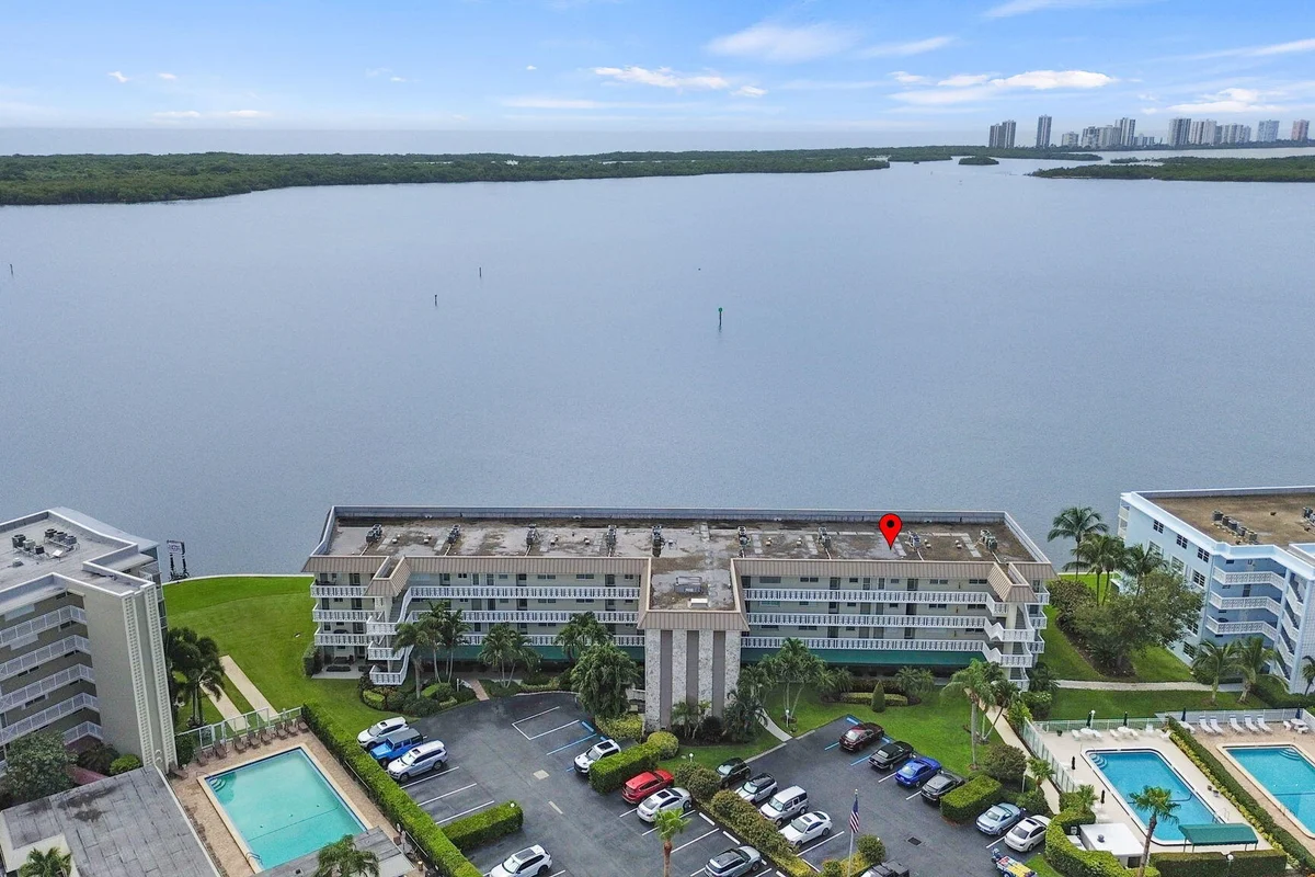 52 Yacht Club Dr #103, North Palm Beach: photo 1 of 17