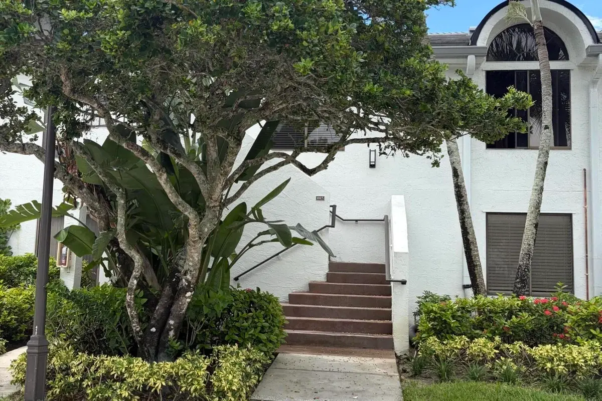 7254 Clunie Pl #15005, Delray Beach: photo 1 of 17