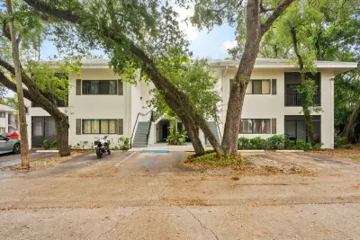 2550 SW 18th Ter #2103, Fort Lauderdale: photo 1 of 29