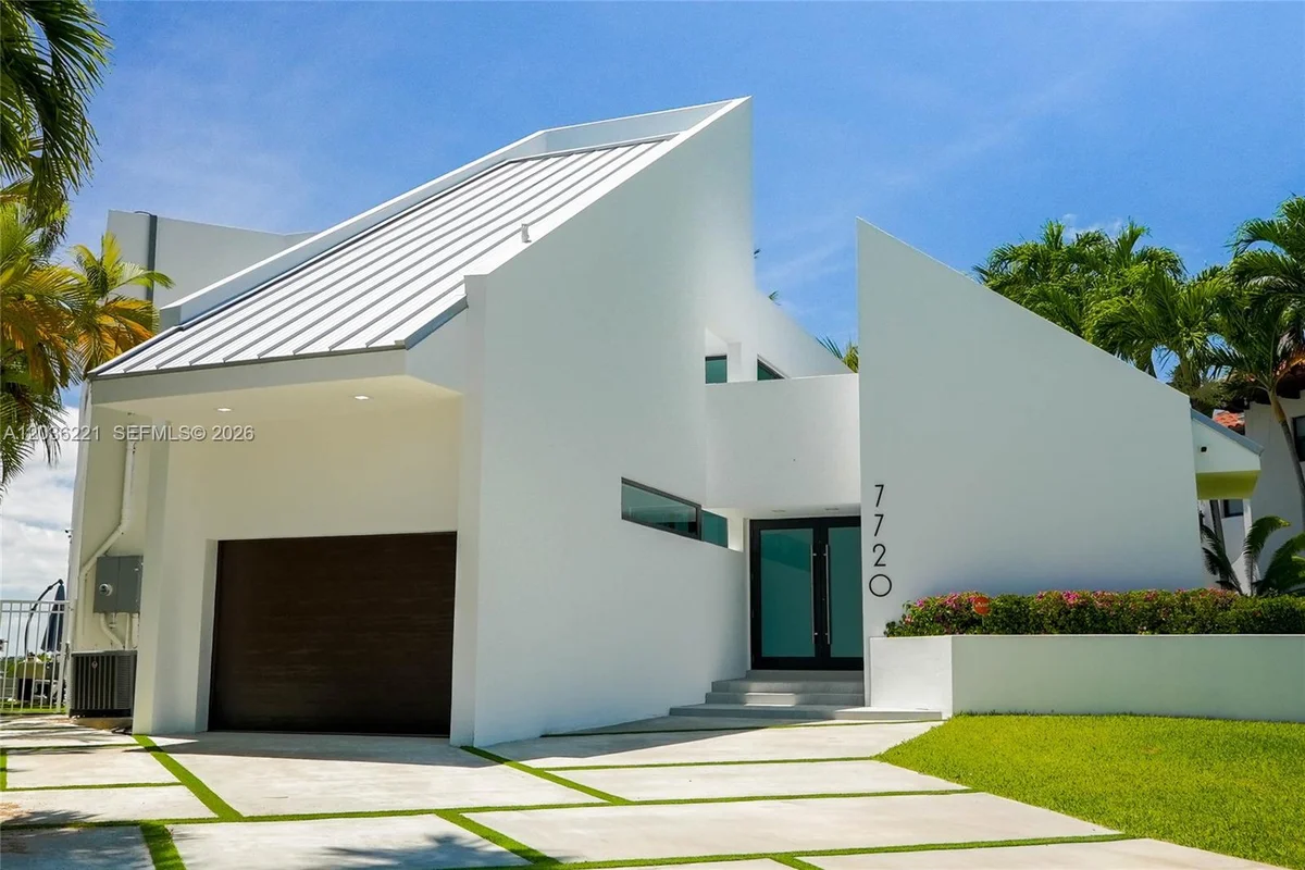 7720 Miami View Dr, North Bay Village: photo 1 of 46
