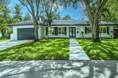 12305 SW 73rd Ave, Pinecrest: photo 1 of 43