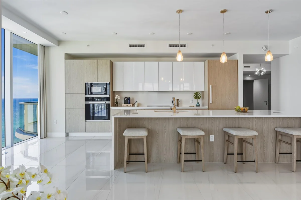 3100 N Ocean Dr #Pph2, Riviera Beach: photo 1 of 30