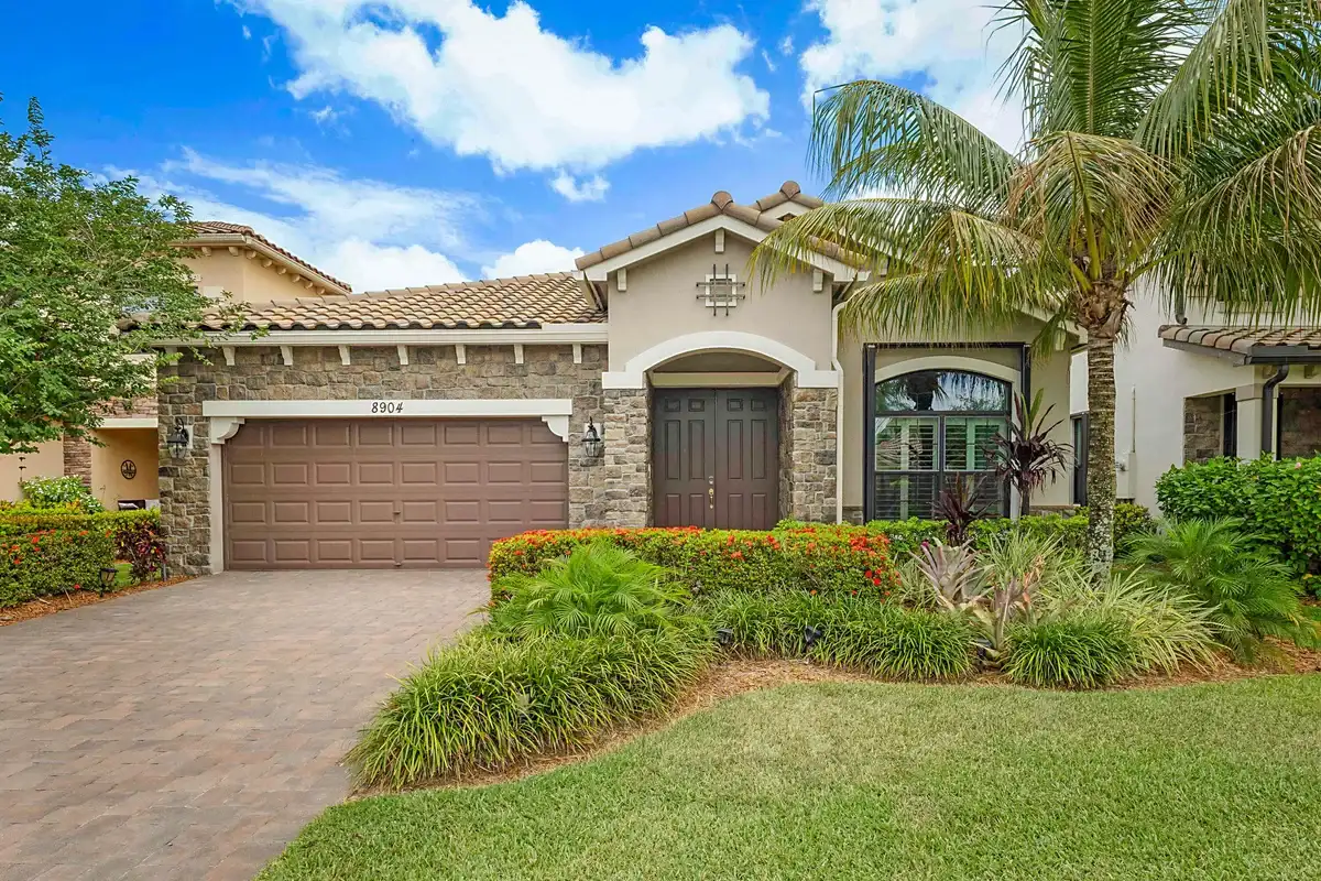 8904 Sea Chase Dr, Lake Worth: photo 1 of 48