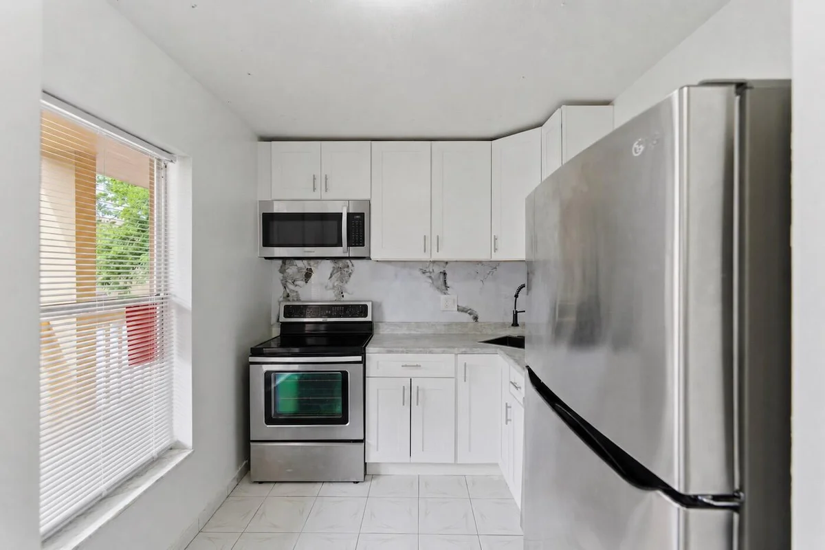6020 NW 64th Ave #208, Tamarac: photo 1 of 37