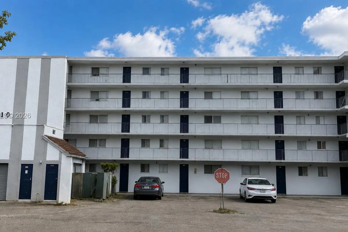 8710 N Sherman Cir #506, Miramar: photo 1 of 32