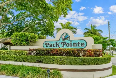 3380 Lucerne Park Dr #4B, Greenacres: photo 1 of 23