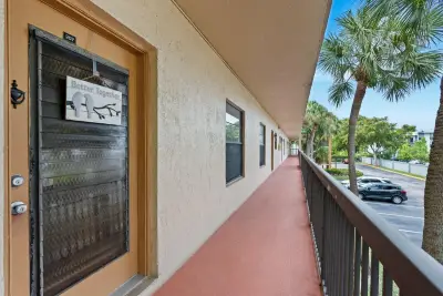 6095 N Sabal Palm Blvd #207, Tamarac: photo 1 of 40