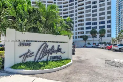 3505 S Ocean Dr #208, Hollywood: photo 1 of 16
