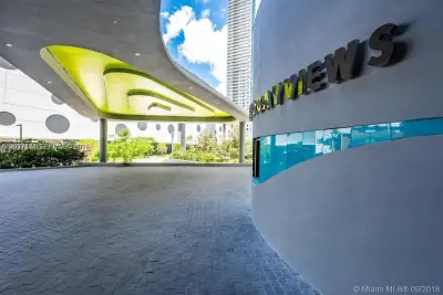 501 NE 31st St #202, Miami: photo 1 of 31