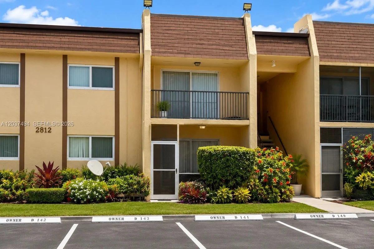 2812 NW 55th Ave #2A, Lauderhill: photo 1 of 47