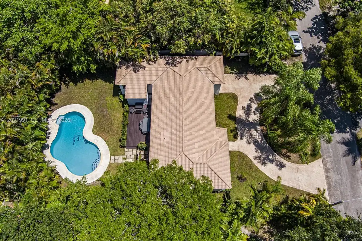 10550 NE 3rd Ct, Miami Shores: photo 1 of 37