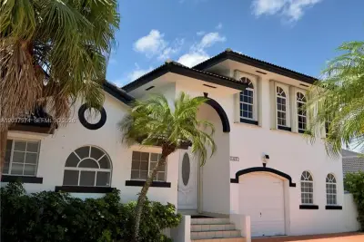 14291 SW 34th St, Miami: photo 1 of 32