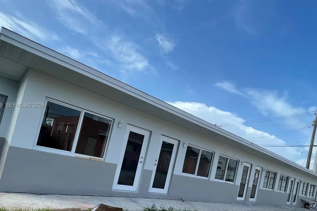 2196 Ali Baba Ave #6, Opa-locka: photo 1 of 7