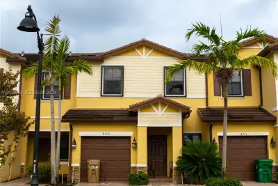 4715 Caspian Way, Davie: photo 1 of 20