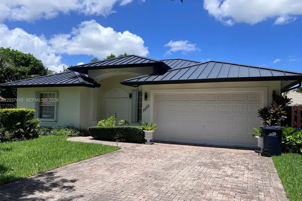 10155 SW 159th Ct, Miami: photo 1 of 14