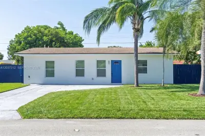 1473 NE 30th Ct, Pompano Beach: photo 1 of 43