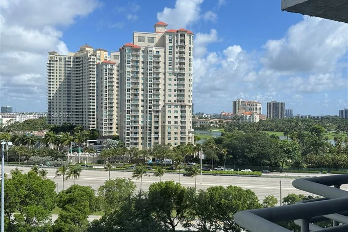 3300 NE 191st St #1001, Aventura: photo 1 of 12
