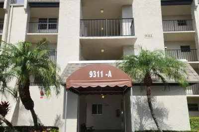 9311 Orange Grove Dr #114, Davie: photo 1 of 1