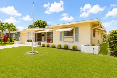 4911 NW 55th St, Tamarac: photo 1 of 25