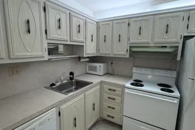5660 SW 3rd Pl #105, Margate: photo 1 of 13