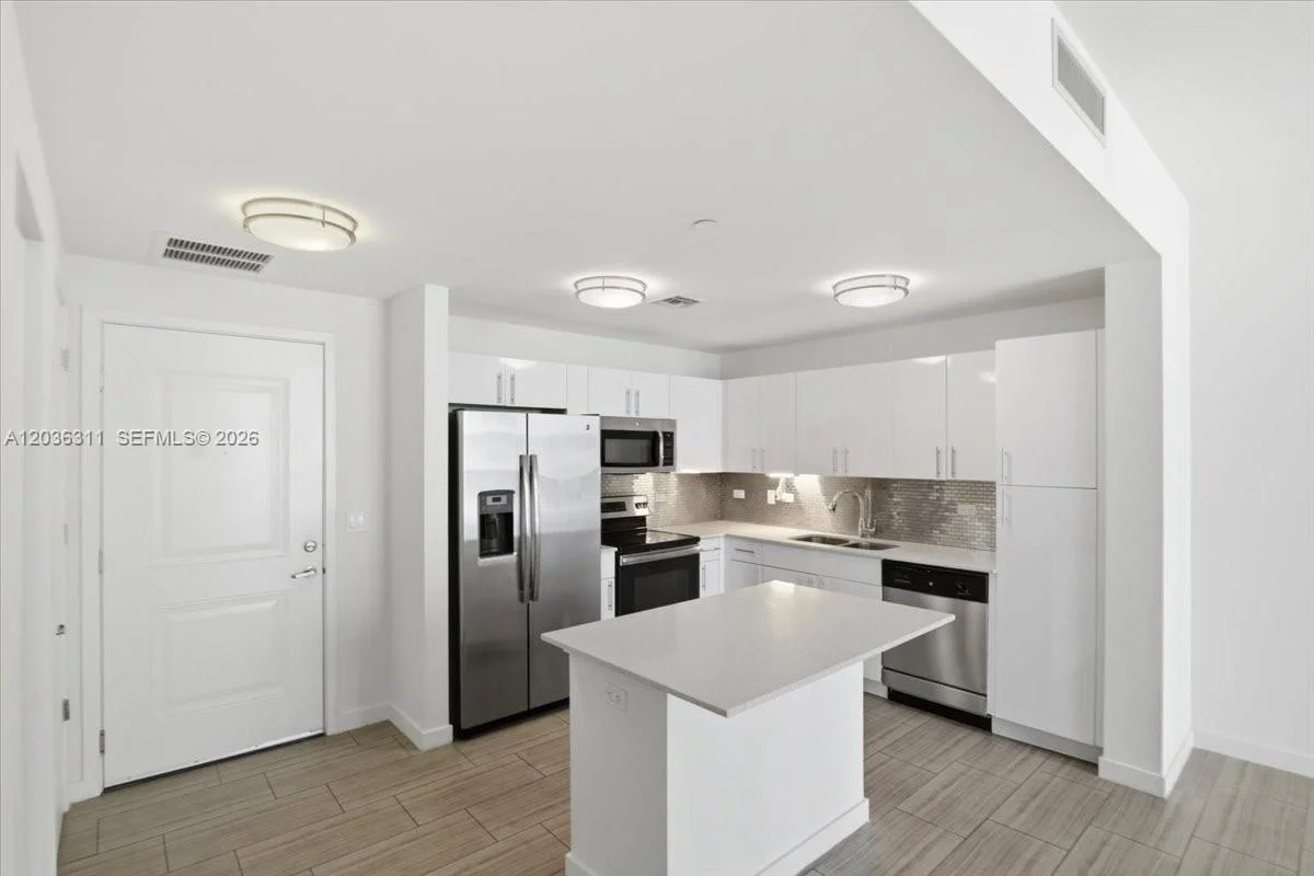 1776 Polk St #703, Hollywood: photo 1 of 69
