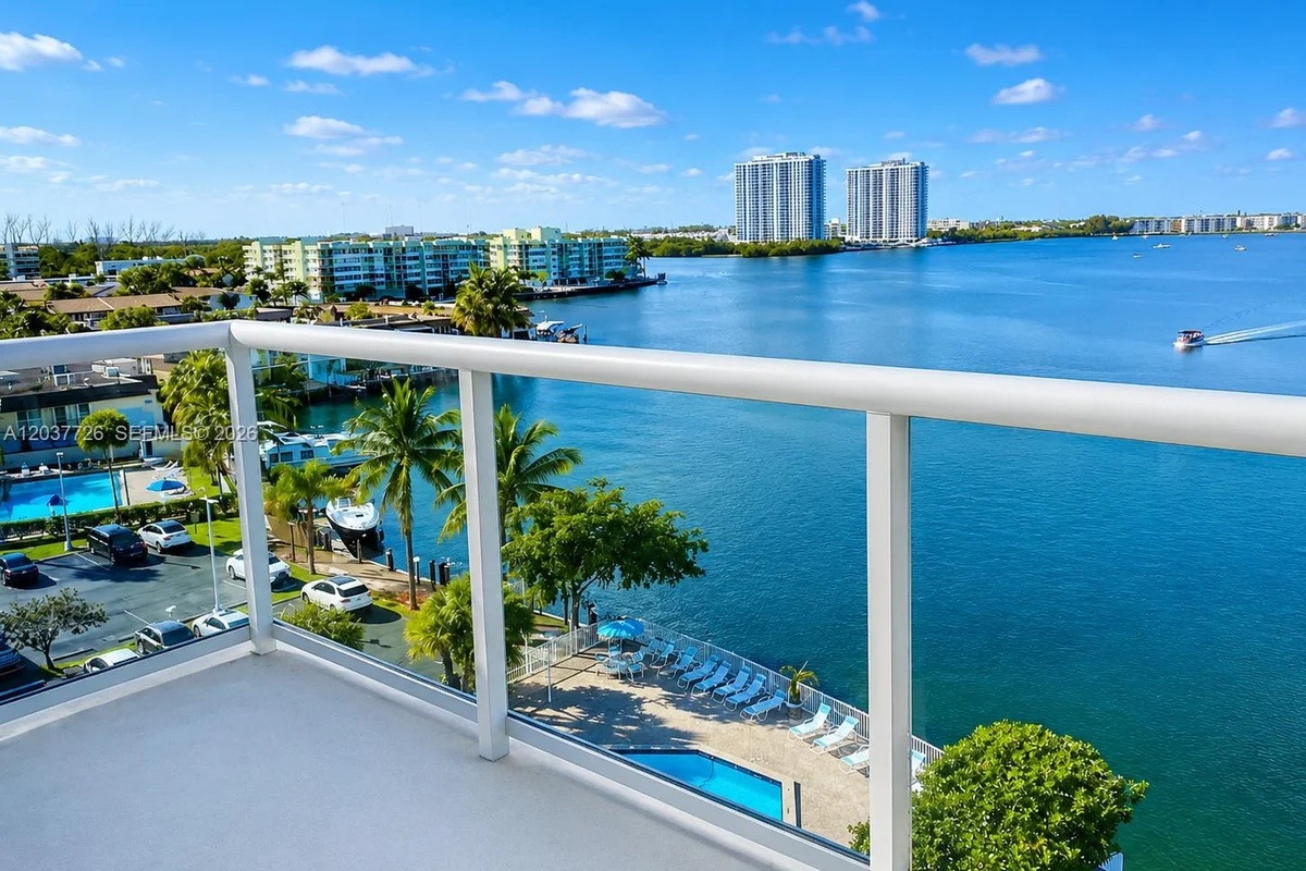 2841 NE 163rd St #803, North Miami Beach: photo 1 of 29