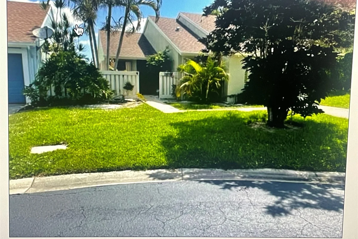 5675 Northpointe Ln, Boynton Beach: photo 1 of 8