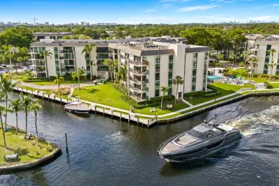 1301 River Reach Dr #202, Fort Lauderdale: photo 1 of 18