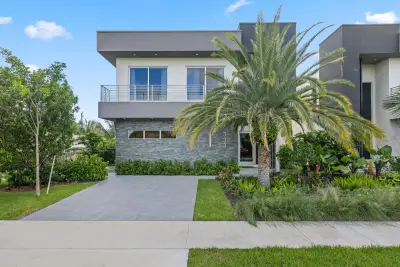 333 S Swinton Ave, Delray Beach: photo 1 of 101
