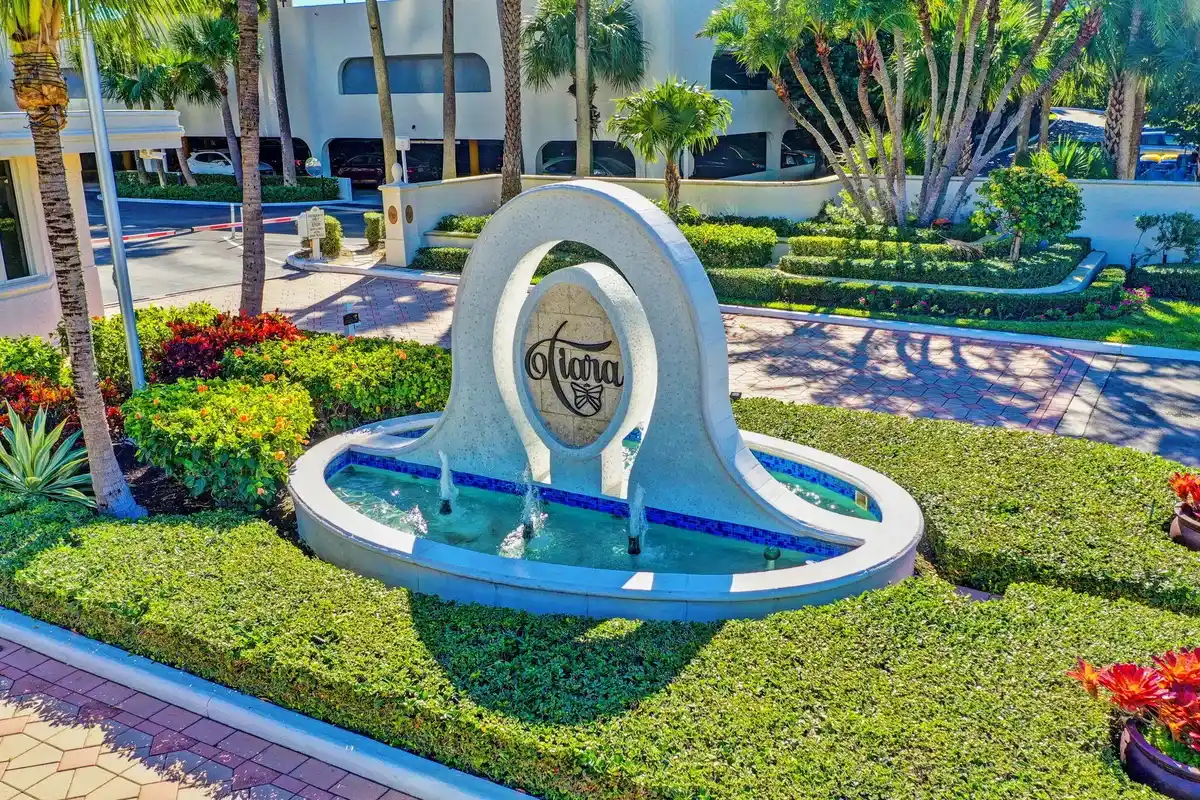 3000 N Ocean Ave #37 H, Riviera Beach: photo 1 of 93