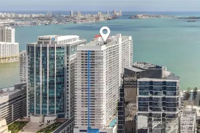 1200 Brickell Bay Dr #3714, Miami: photo 1 of 28