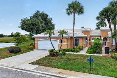 2580 Neaton Ct, Wellington: photo 1 of 42
