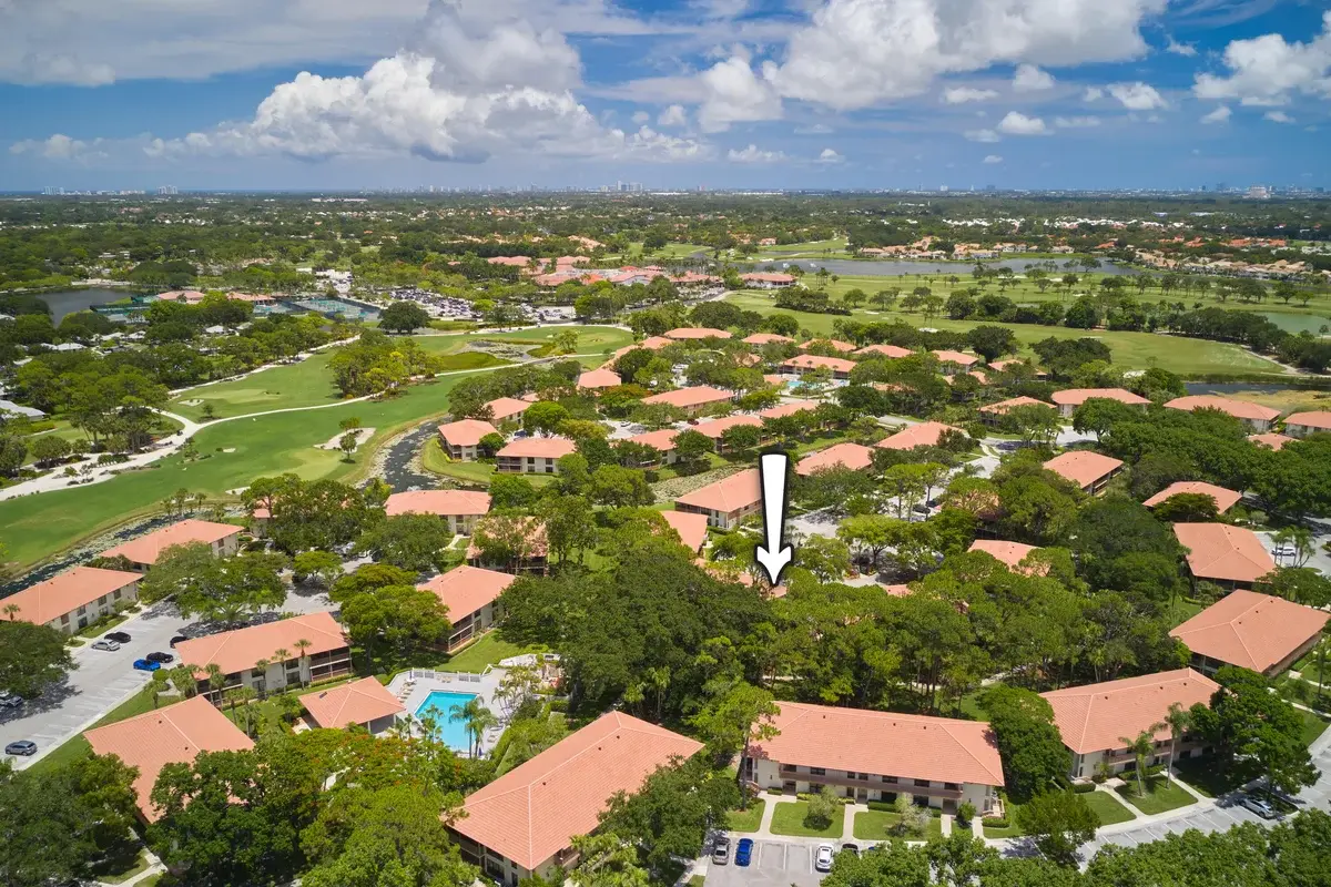 563 Brackenwood Pl, Palm Beach Gardens: photo 1 of 24