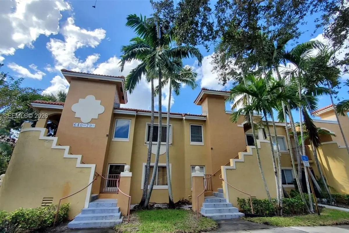 640 NW 79th Ave #202, Pembroke Pines: photo 1 of 13