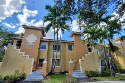 640 NW 79th Ave #202, Pembroke Pines: photo 1 of 13