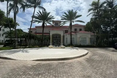 3255 NE 184th St #12116, Aventura: photo 1 of 21