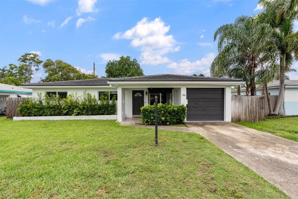 706 N 32nd Ct, Hollywood: photo 1 of 33