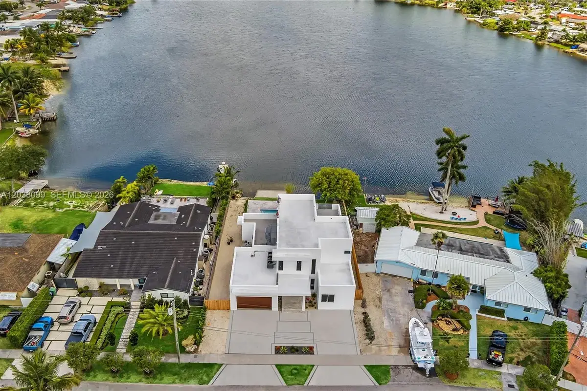 10755 SW 52nd Ter, Miami: photo 1 of 29